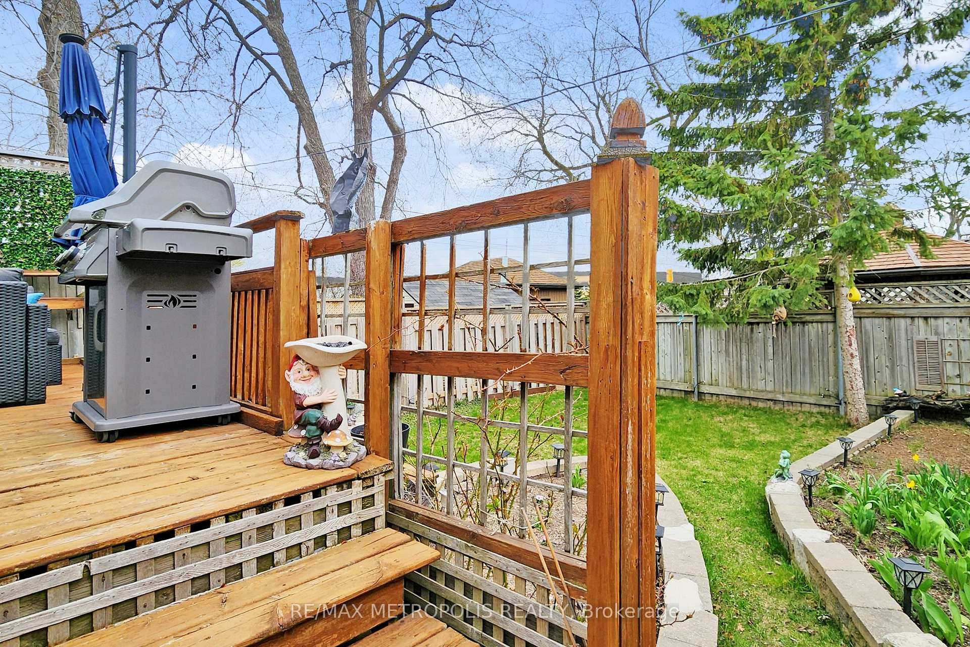 Photo 34 of 5 Thomas Street, Oshawa, Lakeview — HOMEH