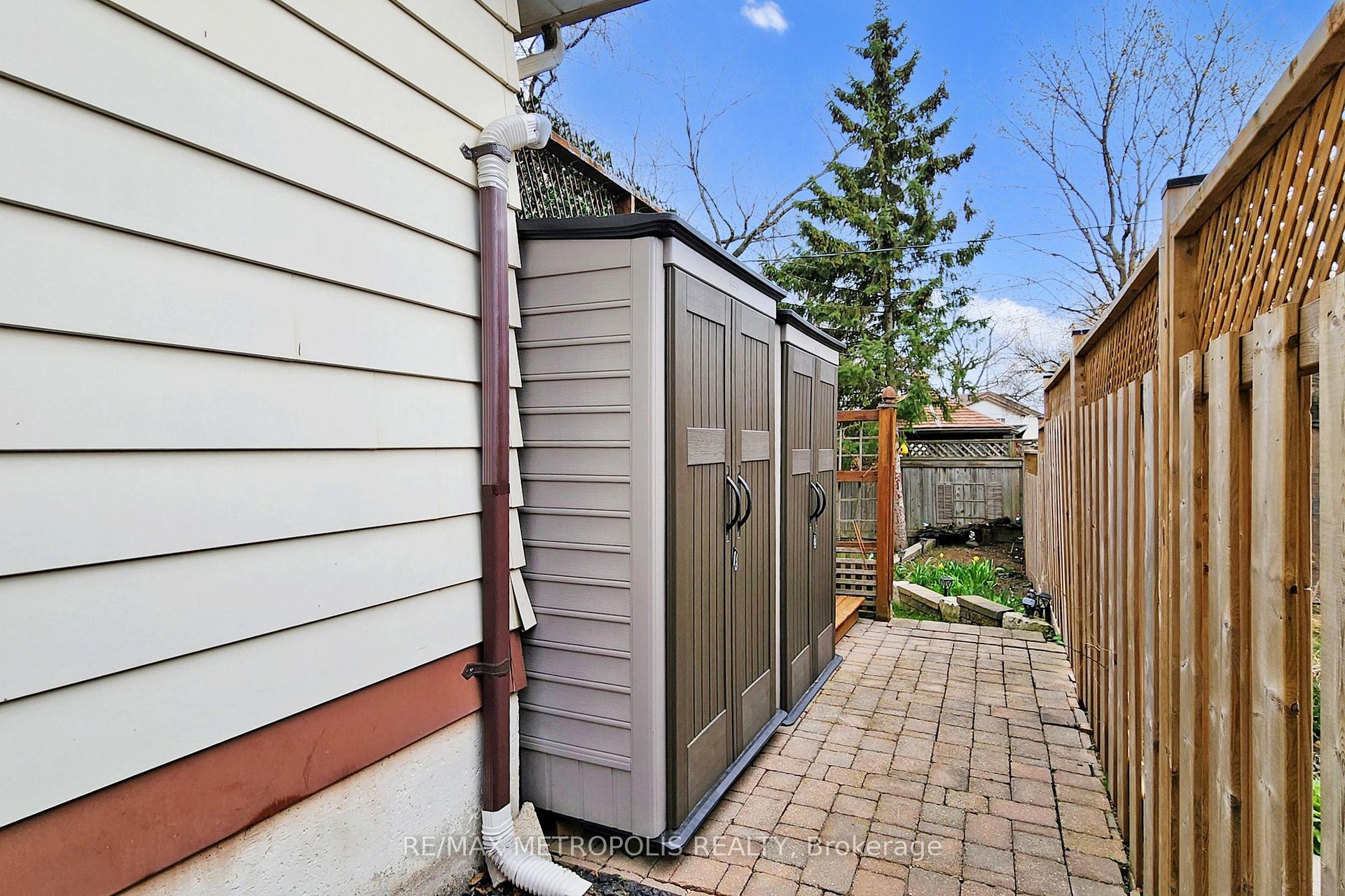 Photo 38 of 5 Thomas Street, Oshawa, Lakeview — HOMEH