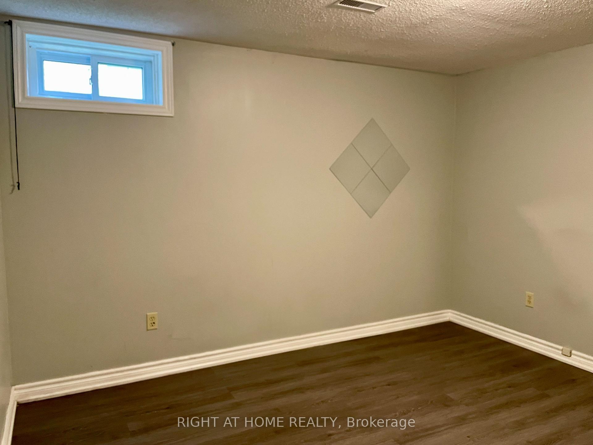 Photo 5 of 1694 Major Oaks Road, Pickering, Brock Ridge — HOMEH