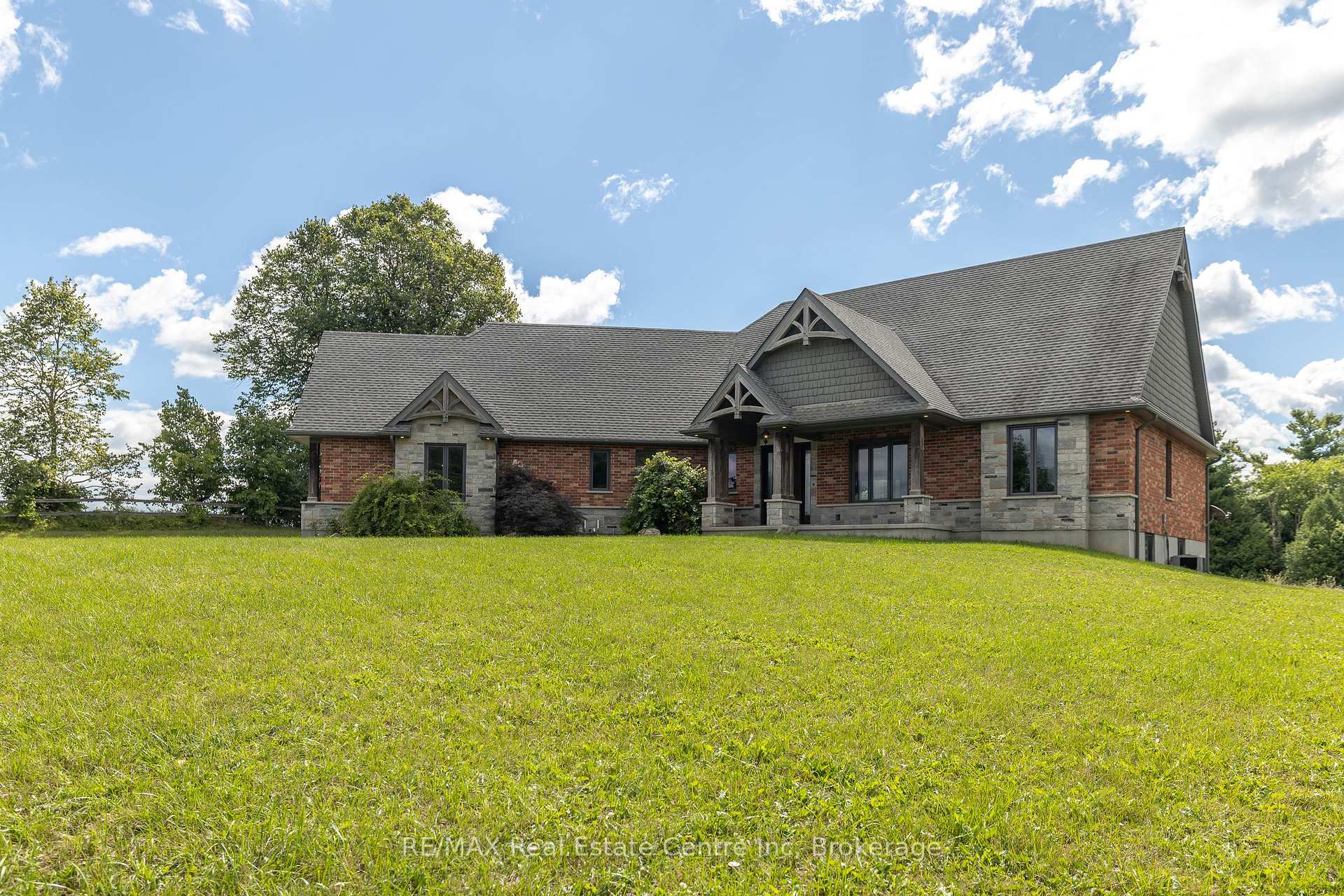 Photo 2 of 7355 Concession 1 Road, Puslinch, Crieff/Aikensville/Killean — HOMEH