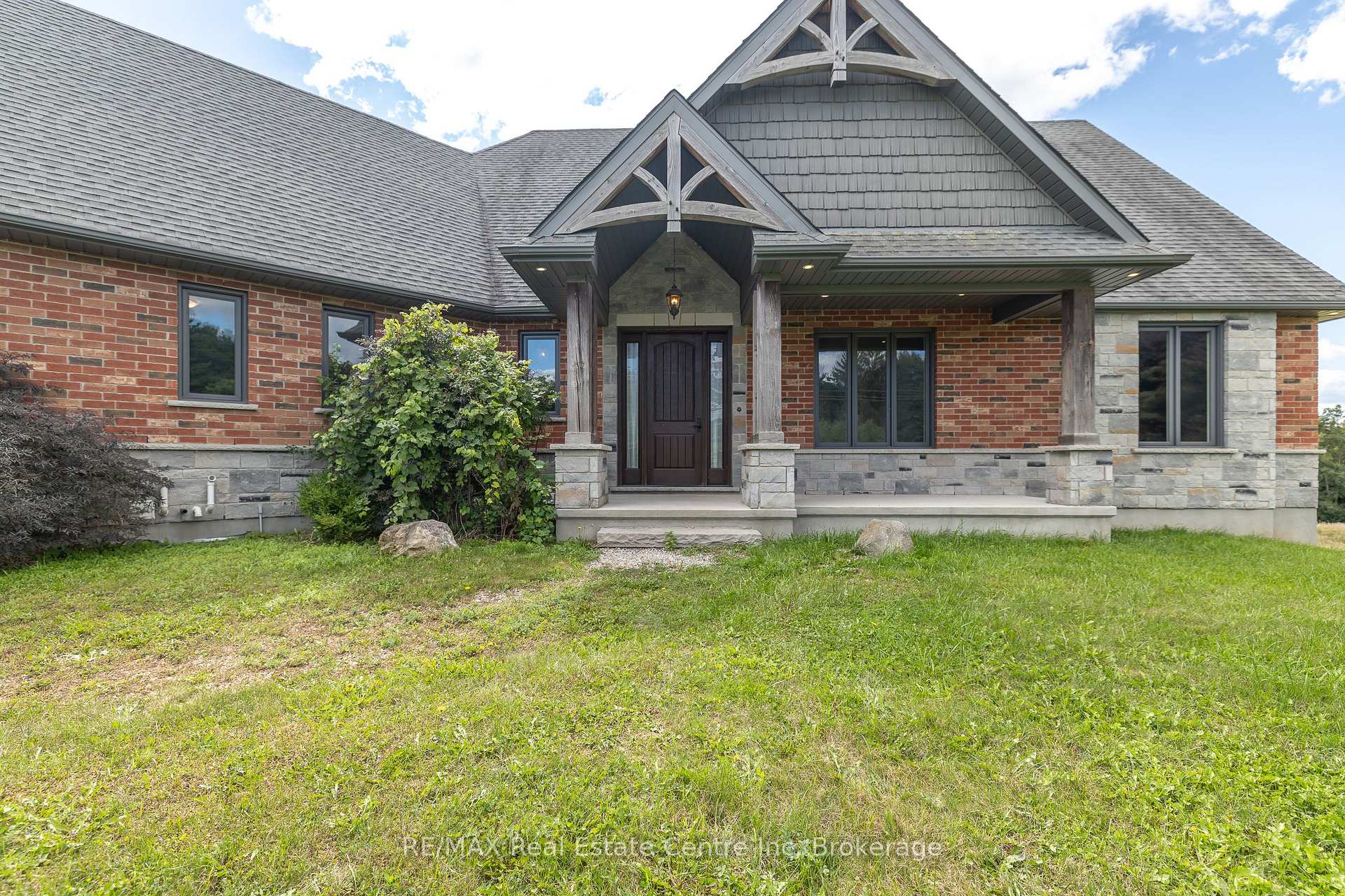 Photo 3 of 7355 Concession 1 Road, Puslinch, Crieff/Aikensville/Killean — HOMEH