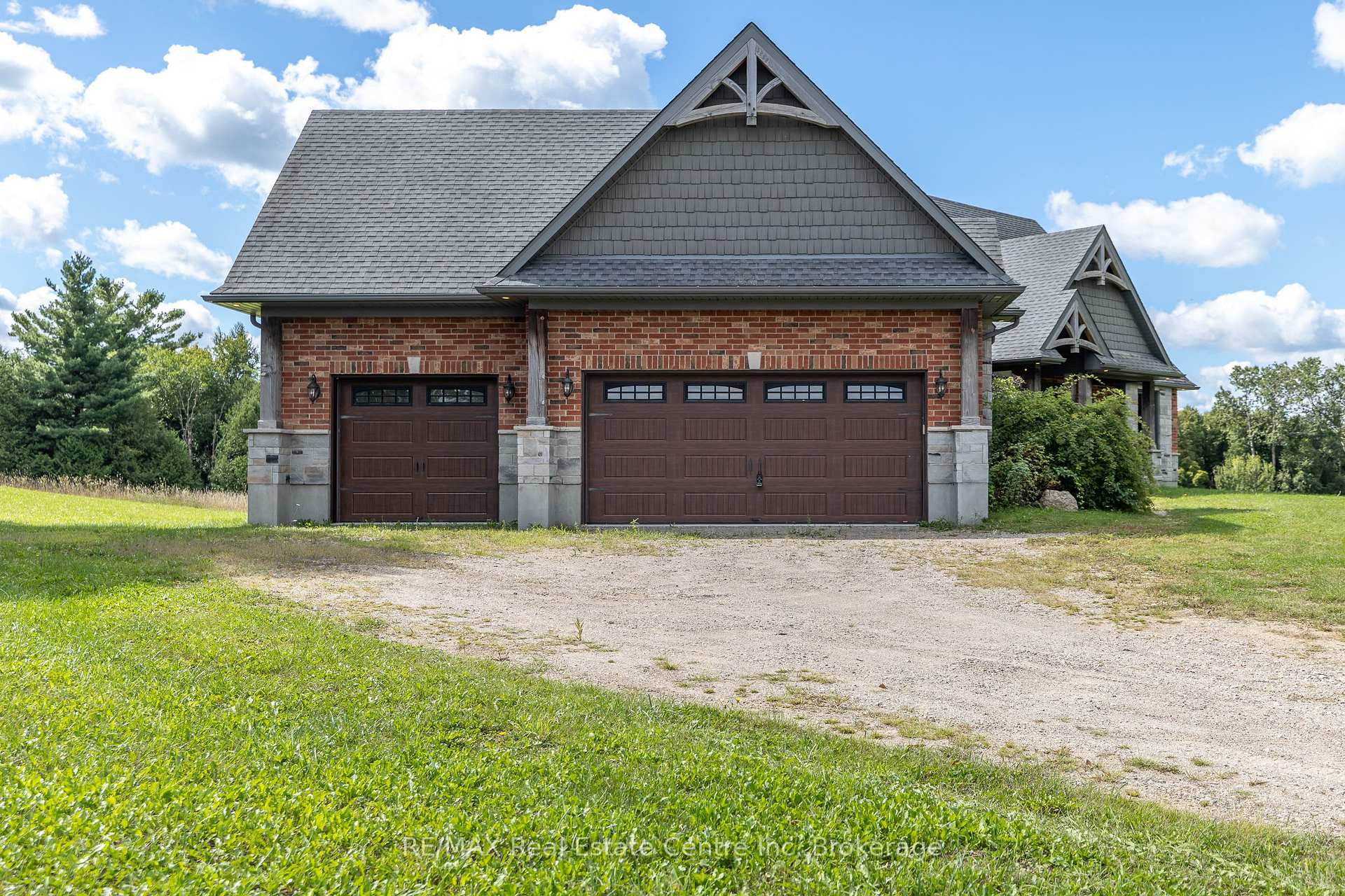Photo 5 of 7355 Concession 1 Road, Puslinch, Crieff/Aikensville/Killean — HOMEH