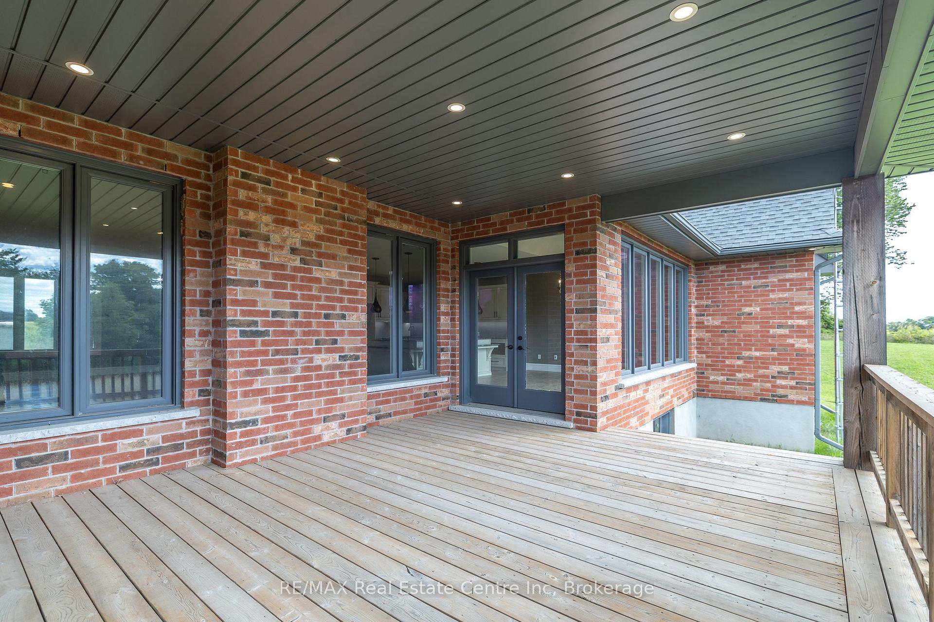 Photo 8 of 7355 Concession 1 Road, Puslinch, Crieff/Aikensville/Killean — HOMEH
