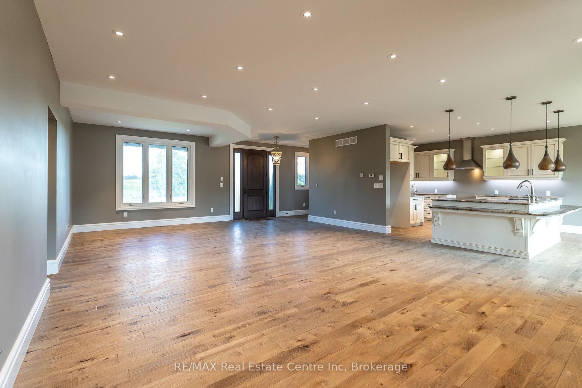 Photo 14 of 7355 Concession 1 Road, Puslinch, Crieff/Aikensville/Killean — HOMEH