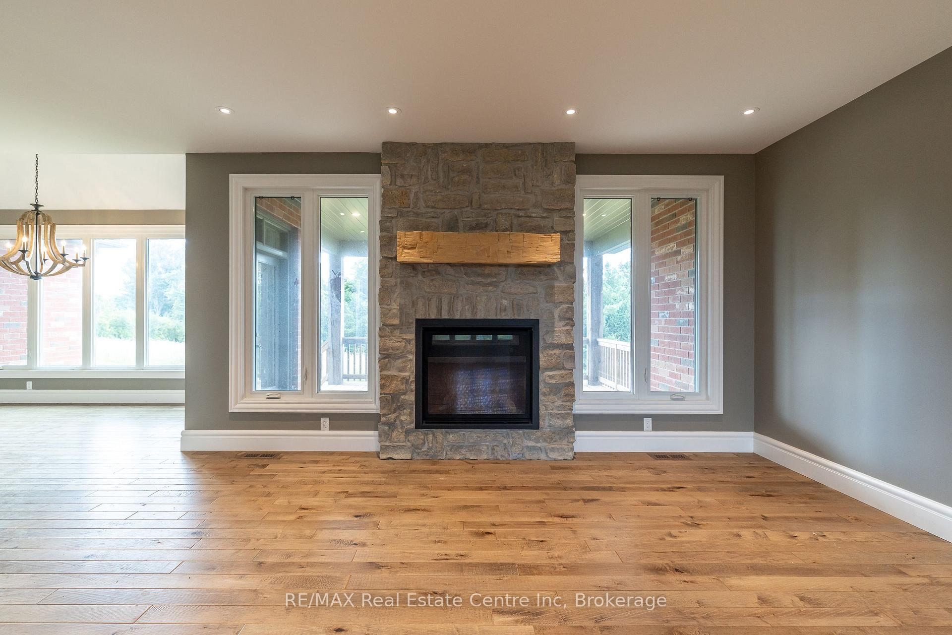 Photo 16 of 7355 Concession 1 Road, Puslinch, Crieff/Aikensville/Killean — HOMEH