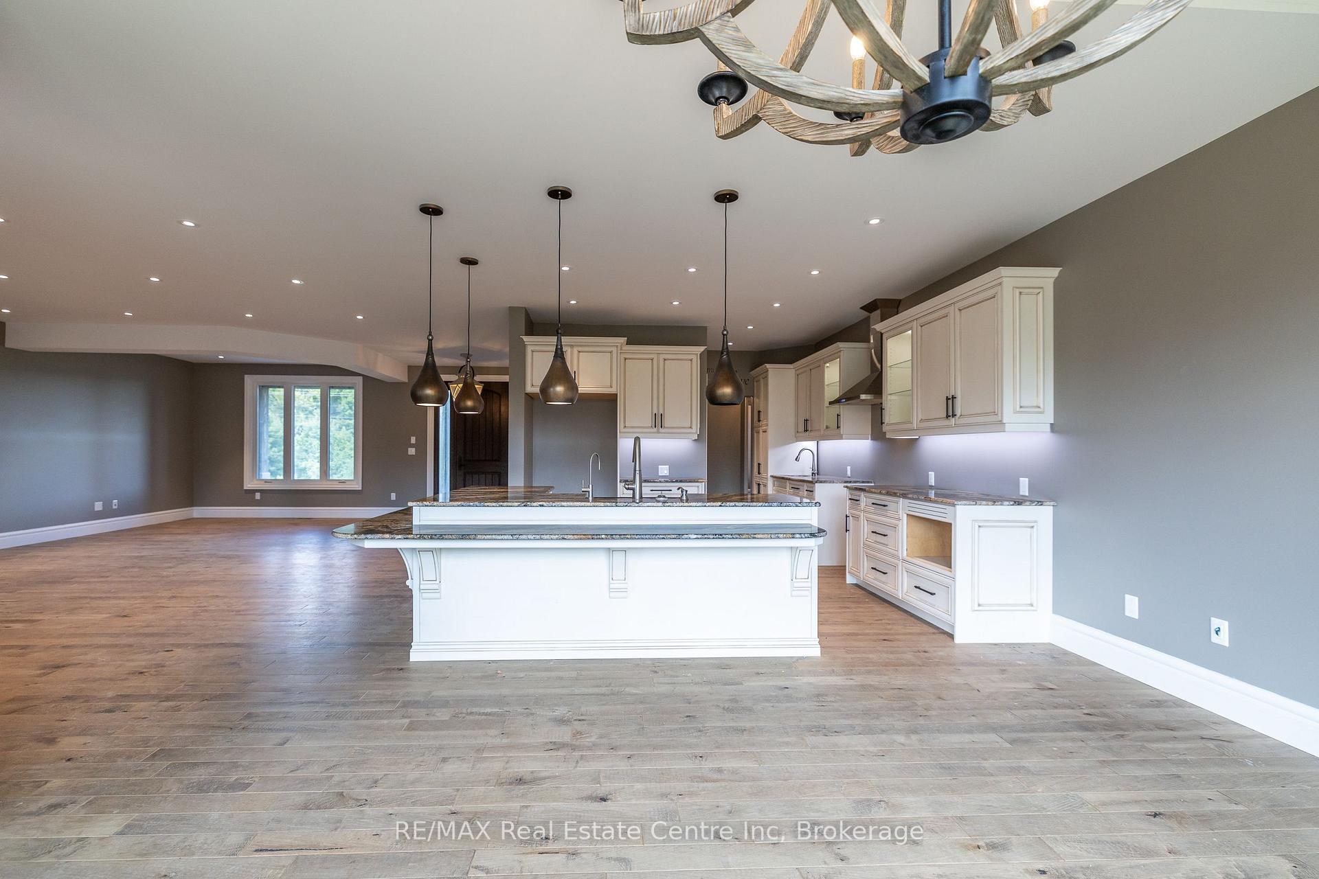 Photo 19 of 7355 Concession 1 Road, Puslinch, Crieff/Aikensville/Killean — HOMEH