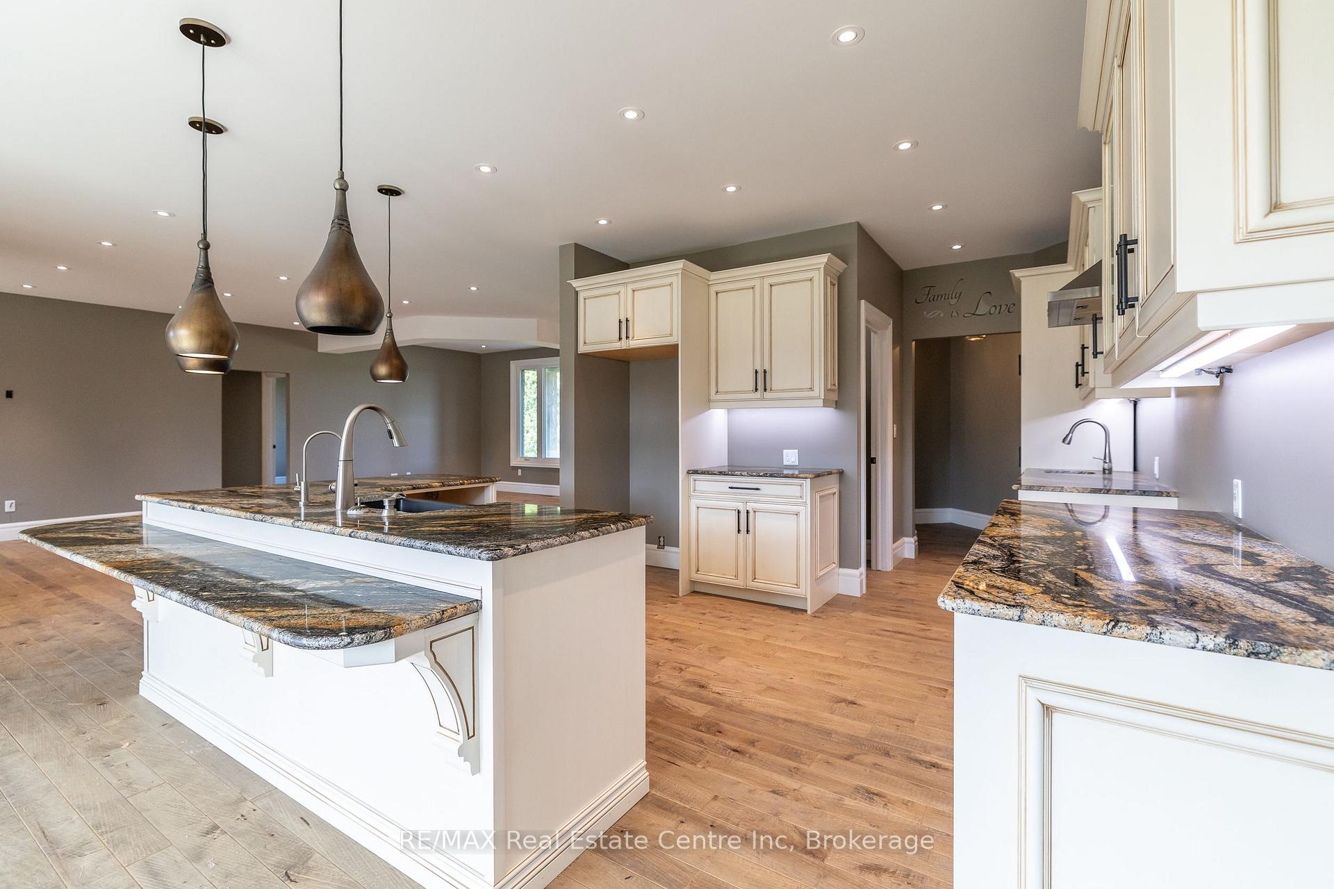 Photo 22 of 7355 Concession 1 Road, Puslinch, Crieff/Aikensville/Killean — HOMEH