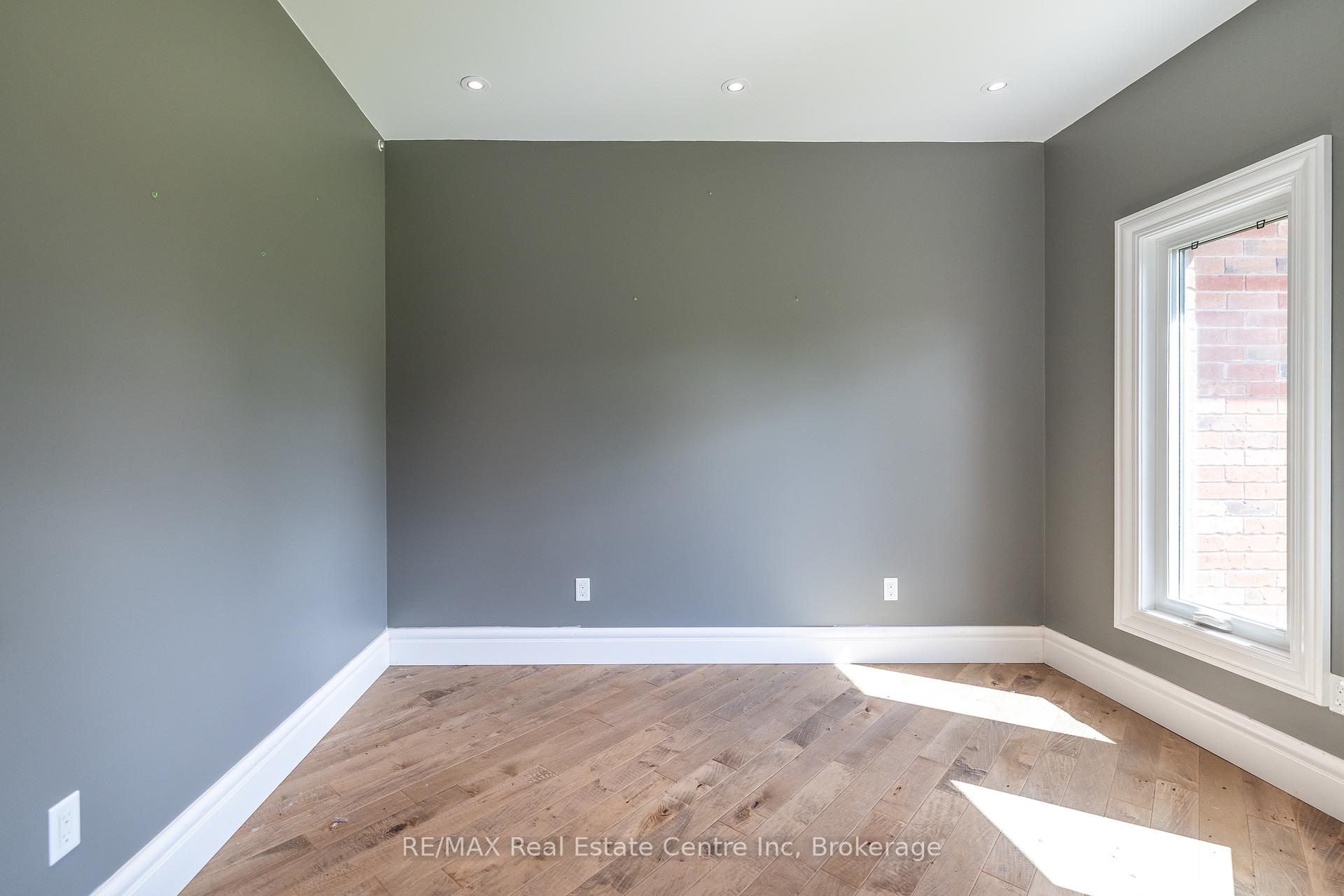 Photo 29 of 7355 Concession 1 Road, Puslinch, Crieff/Aikensville/Killean — HOMEH