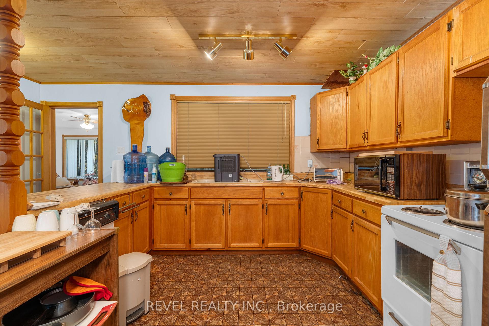 Photo 11 of 6183 Sheba Drive, Ramara, Rural Ramara — HOMEH