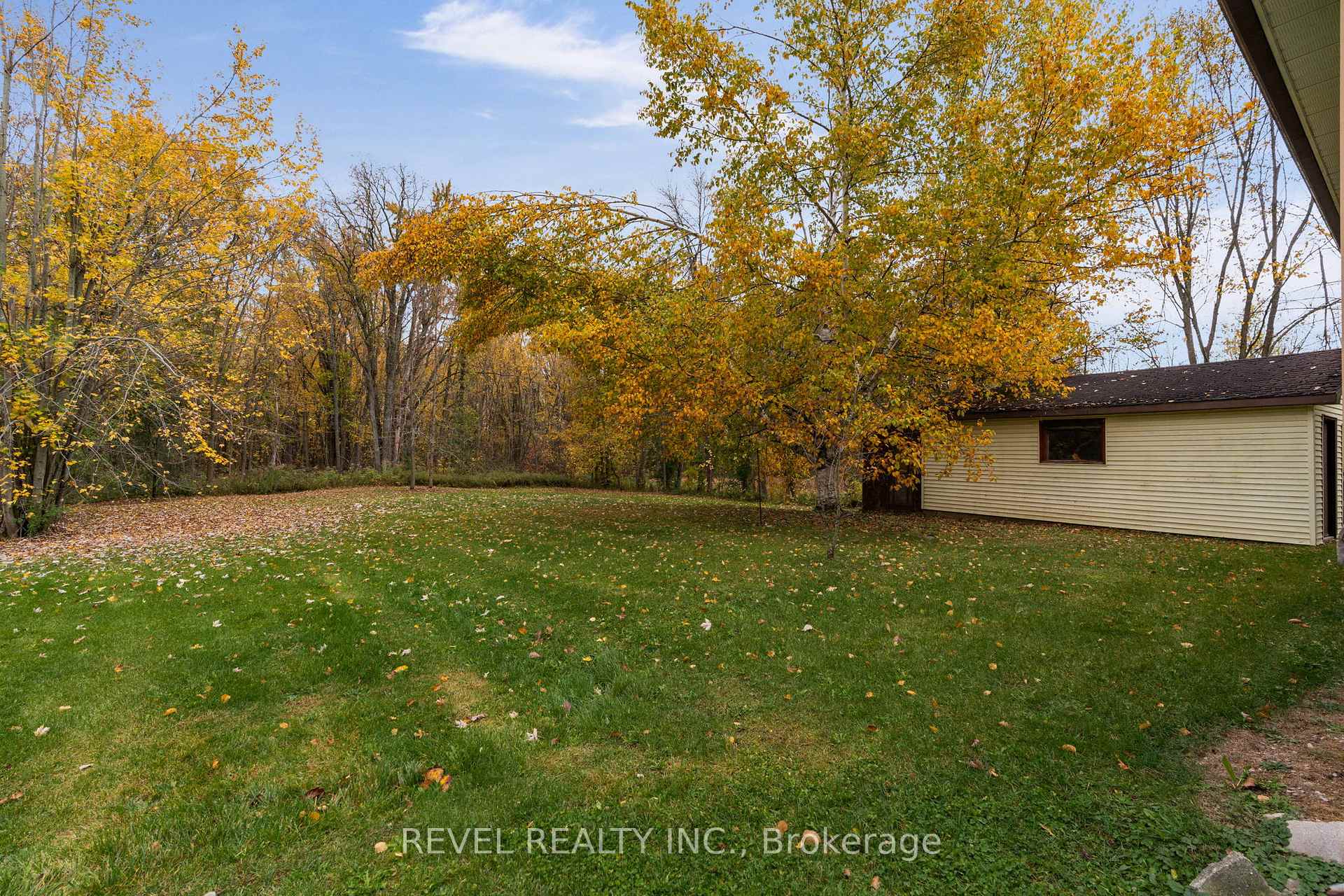 Photo 24 of 6183 Sheba Drive, Ramara, Rural Ramara — HOMEH