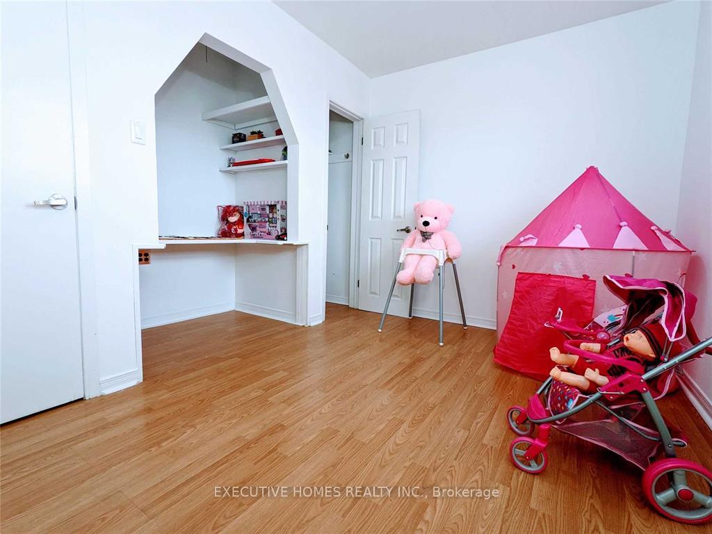 Photo 5 of 1525 Park Road S, Oshawa, Lakeview — HOMEH