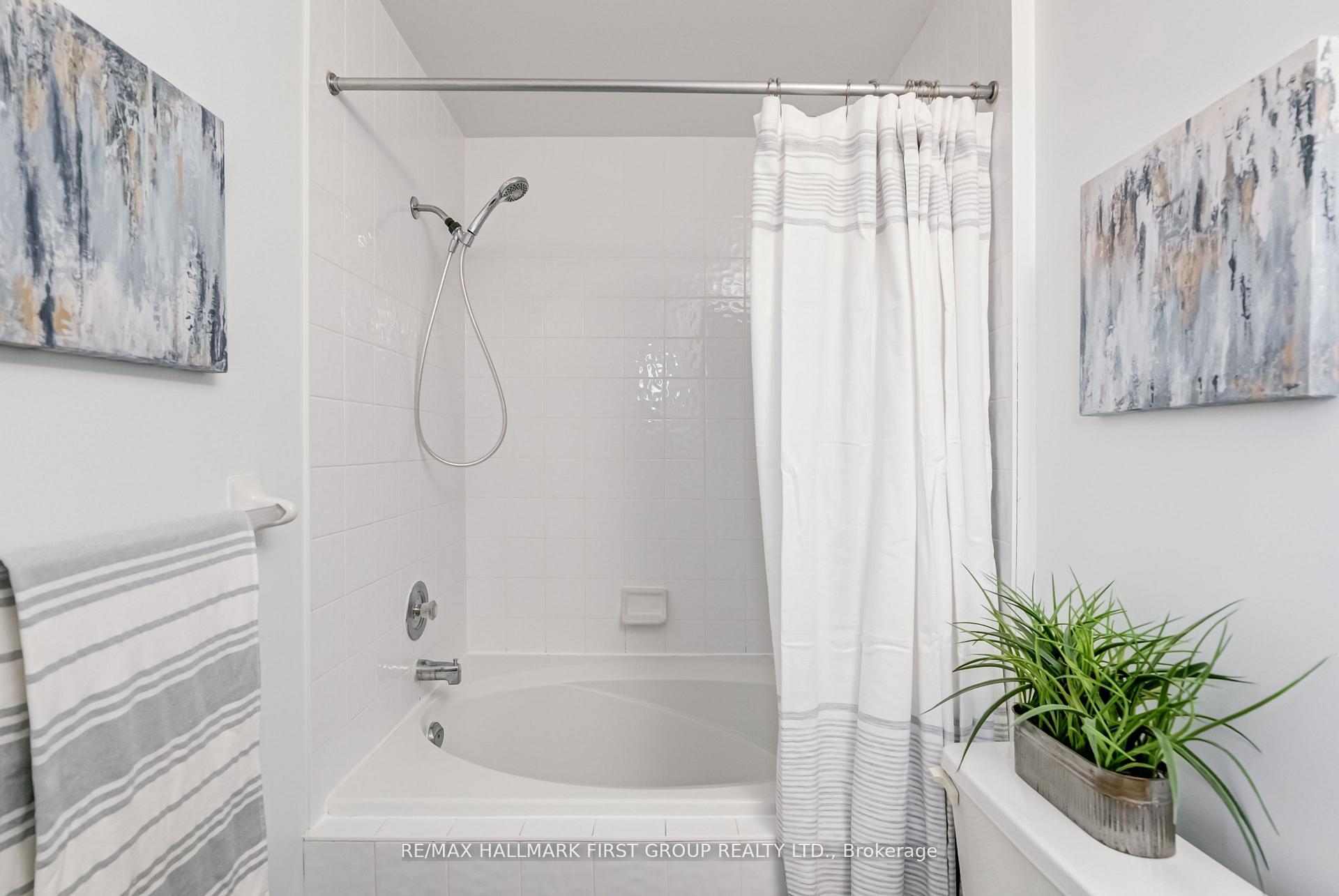 Photo 22 of 1633 Autumn Crescent, Pickering, Amberlea — HOMEH