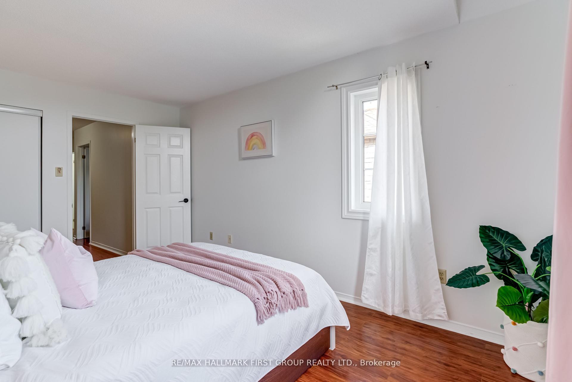 Photo 26 of 1633 Autumn Crescent, Pickering, Amberlea — HOMEH