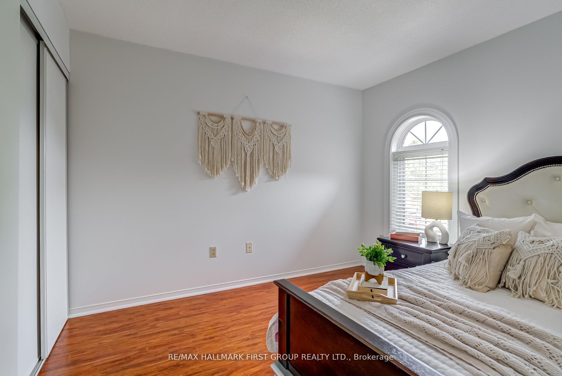Photo 27 of 1633 Autumn Crescent, Pickering, Amberlea — HOMEH