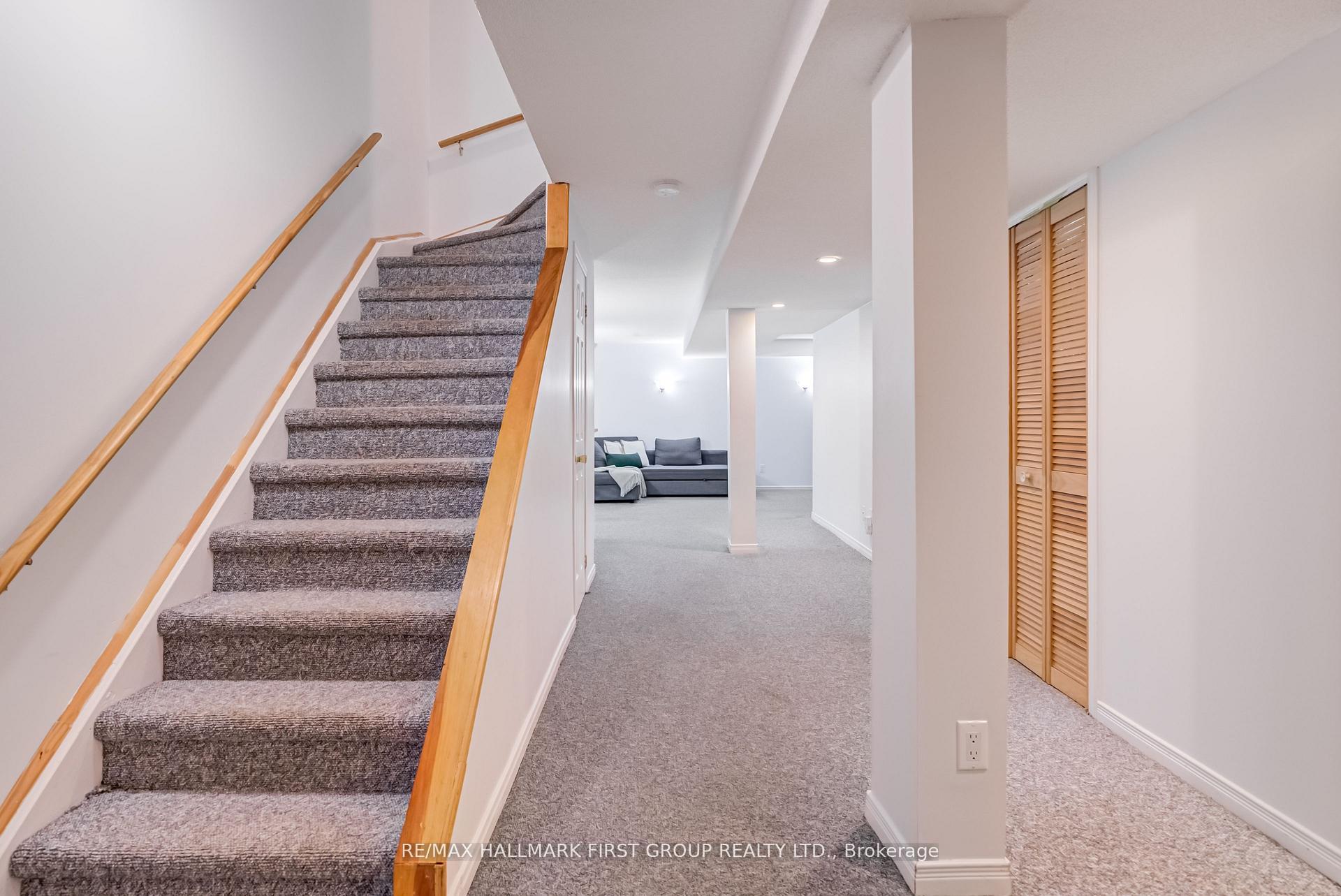 Photo 31 of 1633 Autumn Crescent, Pickering, Amberlea — HOMEH