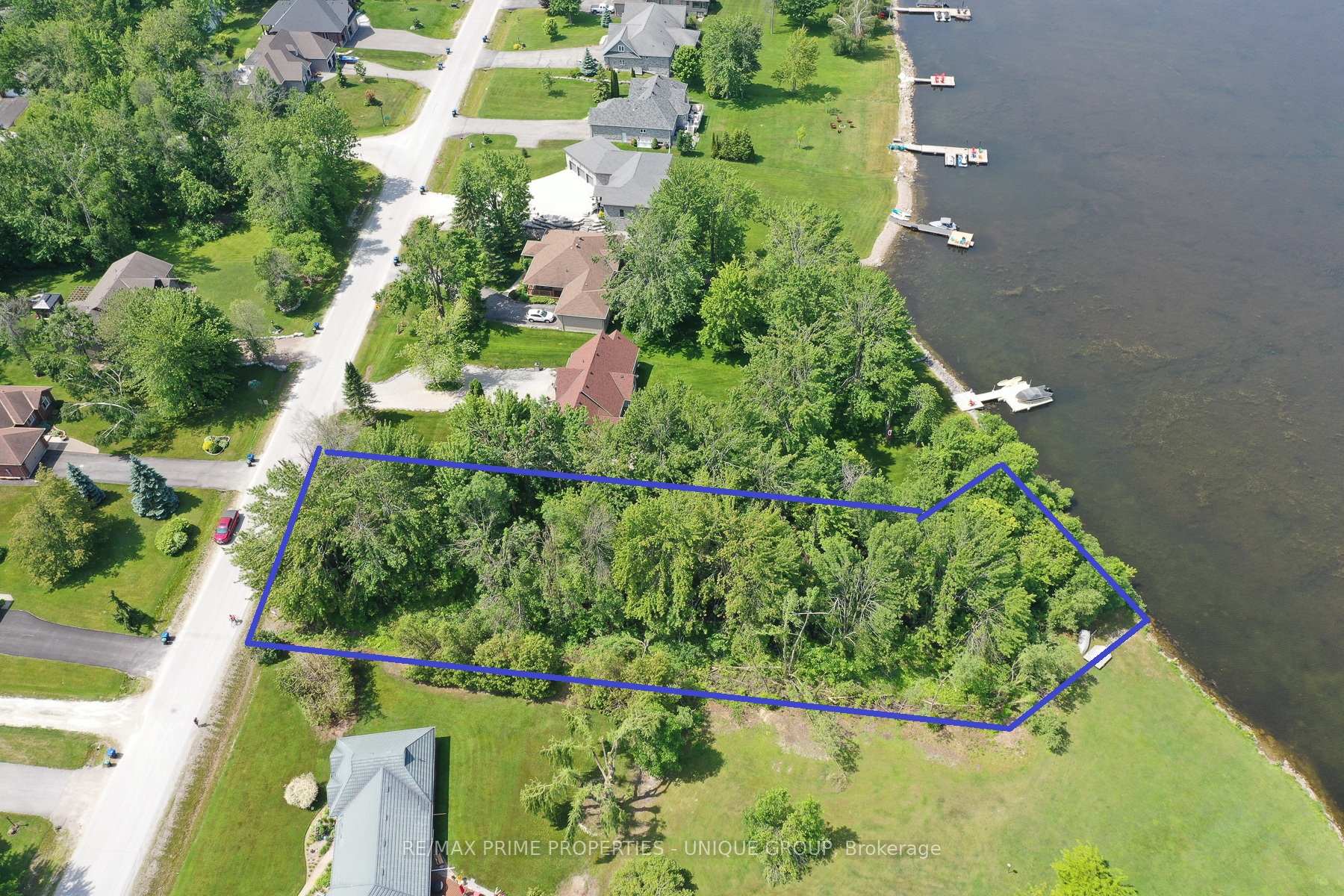 Photo 1 of 204 Bayshore Drive, Ramara, Rural Ramara — HOMEH