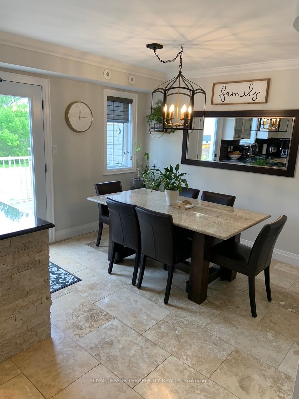 Photo 17 of 625 Liverpool Road, Pickering, Bay Ridges — HOMEH