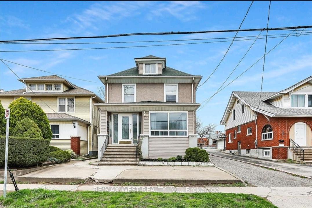 Front of 6175 Barker Street