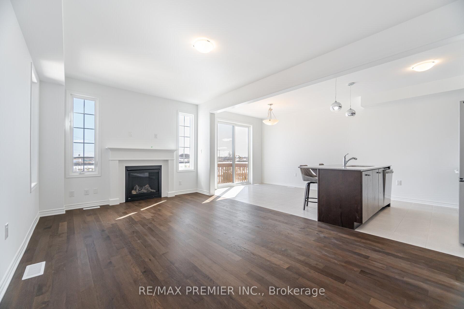 Photo 6 of 1182 Stacey Crescent, Milton, Bowes — HOMEH