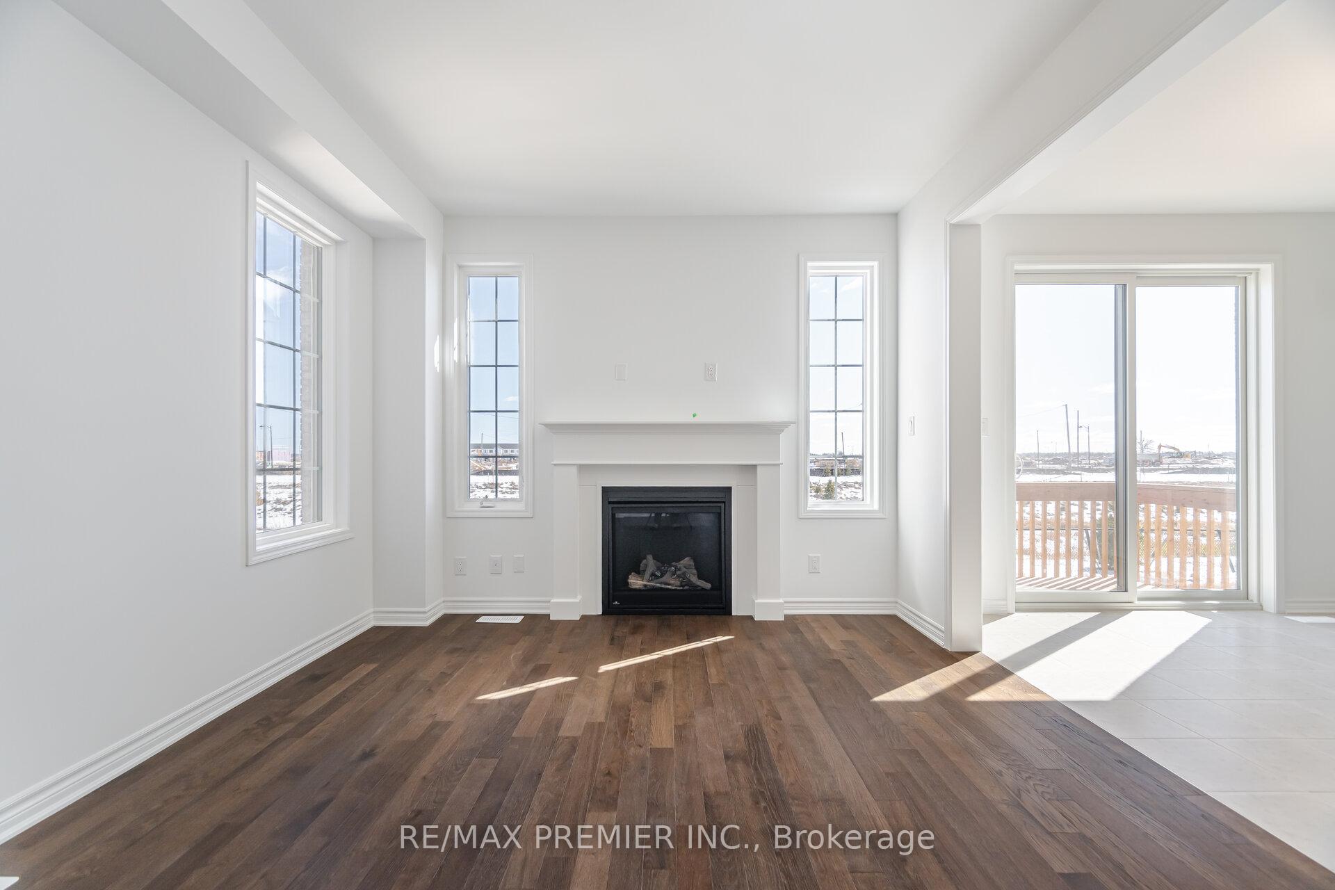 Photo 7 of 1182 Stacey Crescent, Milton, Bowes — HOMEH