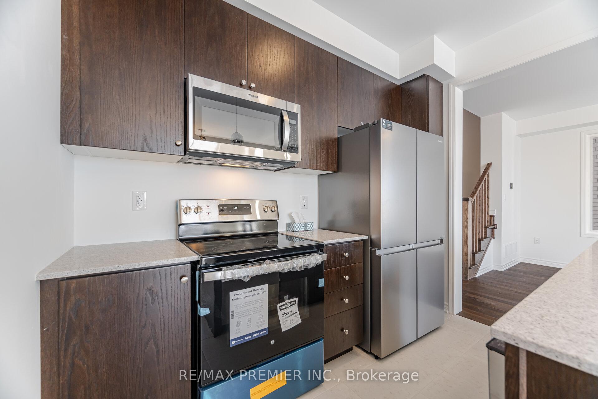 Photo 15 of 1182 Stacey Crescent, Milton, Bowes — HOMEH