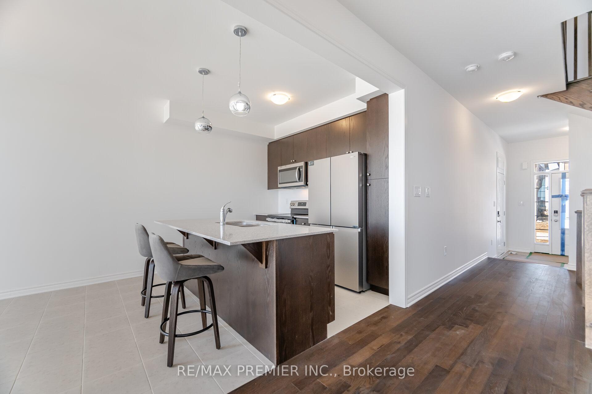 Photo 16 of 1182 Stacey Crescent, Milton, Bowes — HOMEH