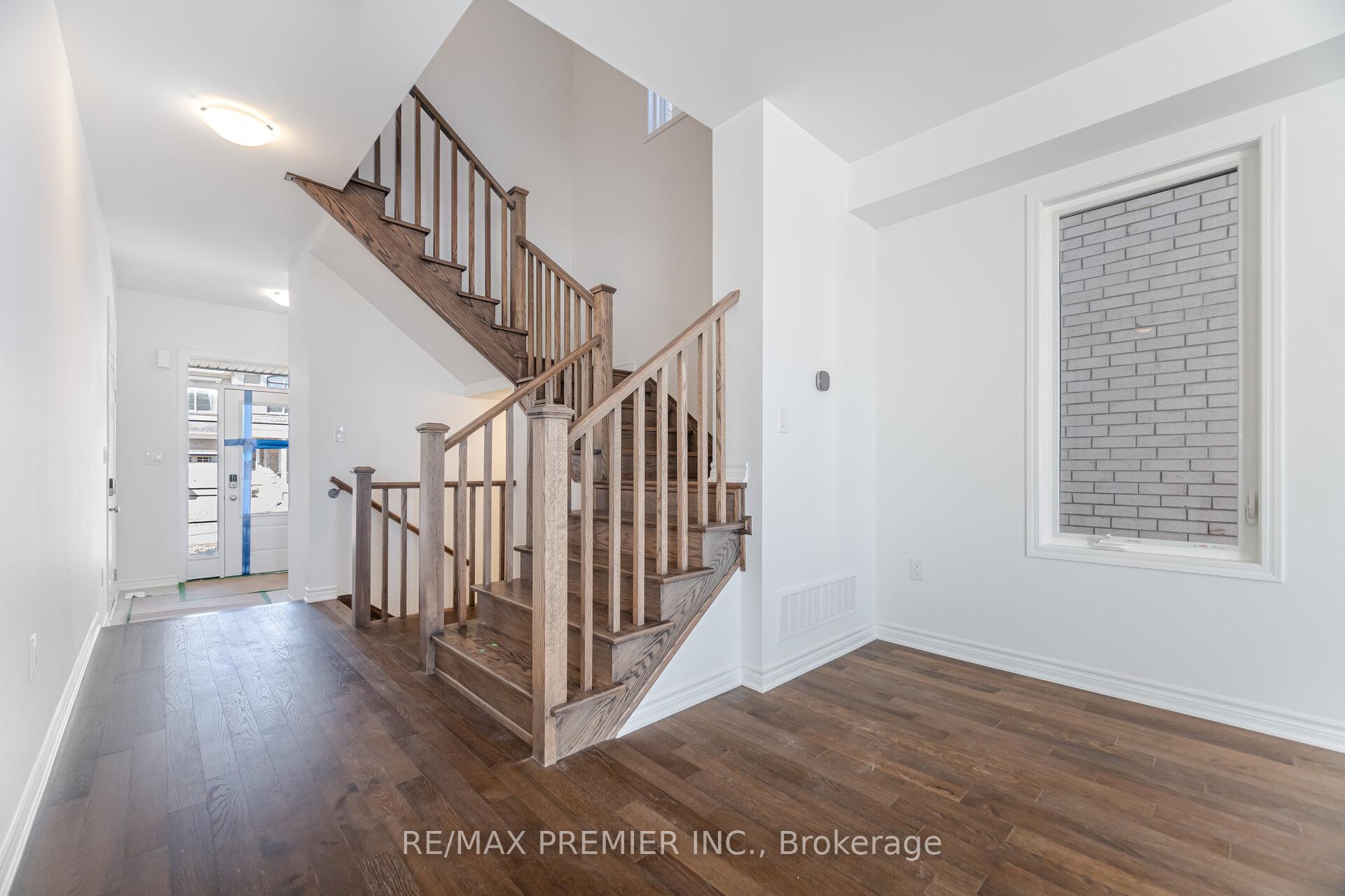 Photo 18 of 1182 Stacey Crescent, Milton, Bowes — HOMEH
