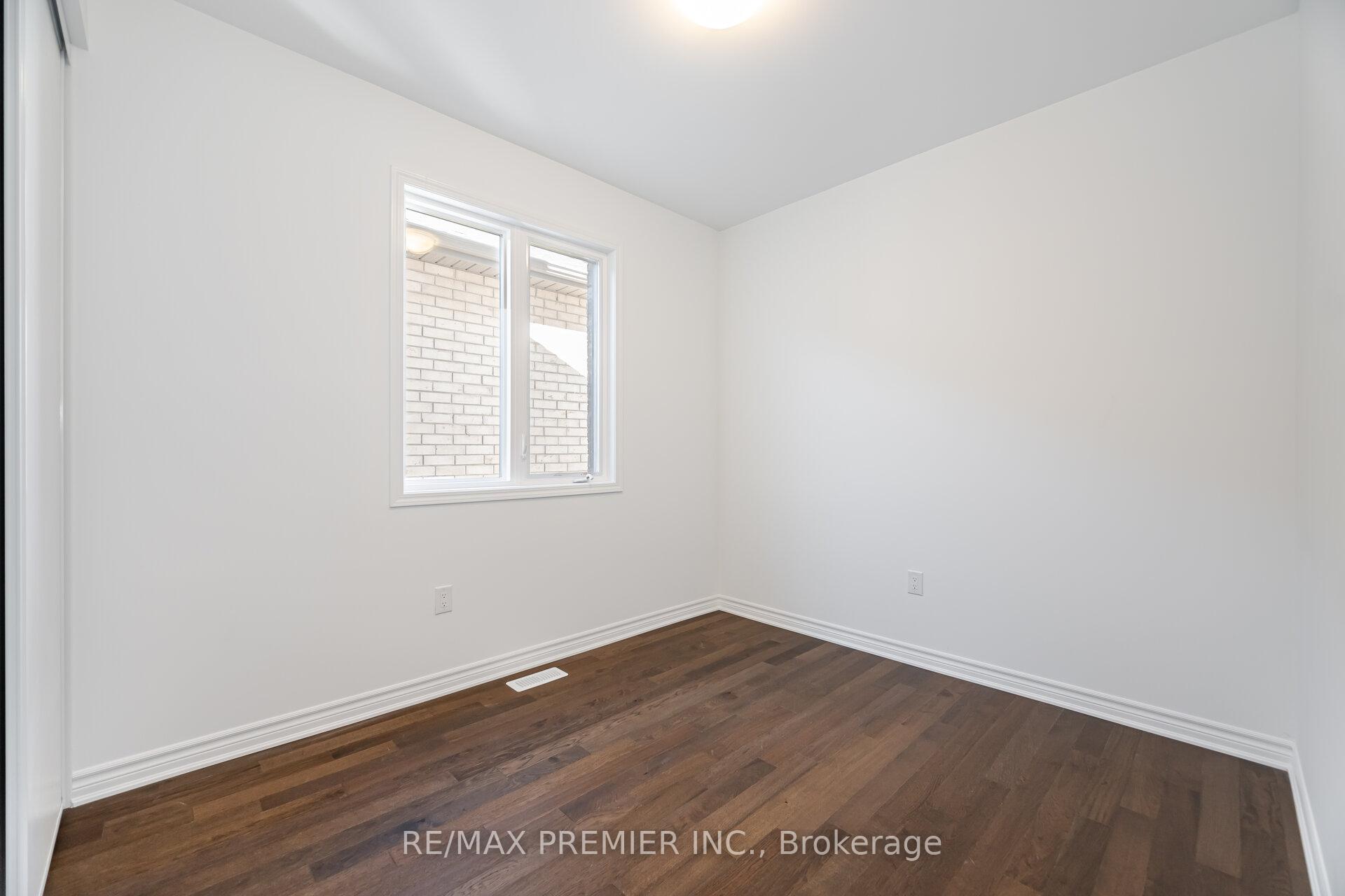Photo 30 of 1182 Stacey Crescent, Milton, Bowes — HOMEH