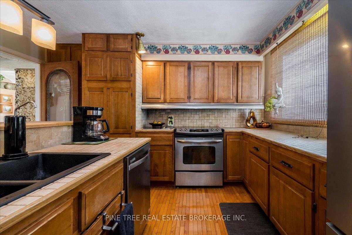 Photo 6 of 42 Old Indian Trail, Ramara, Brechin — HOMEH
