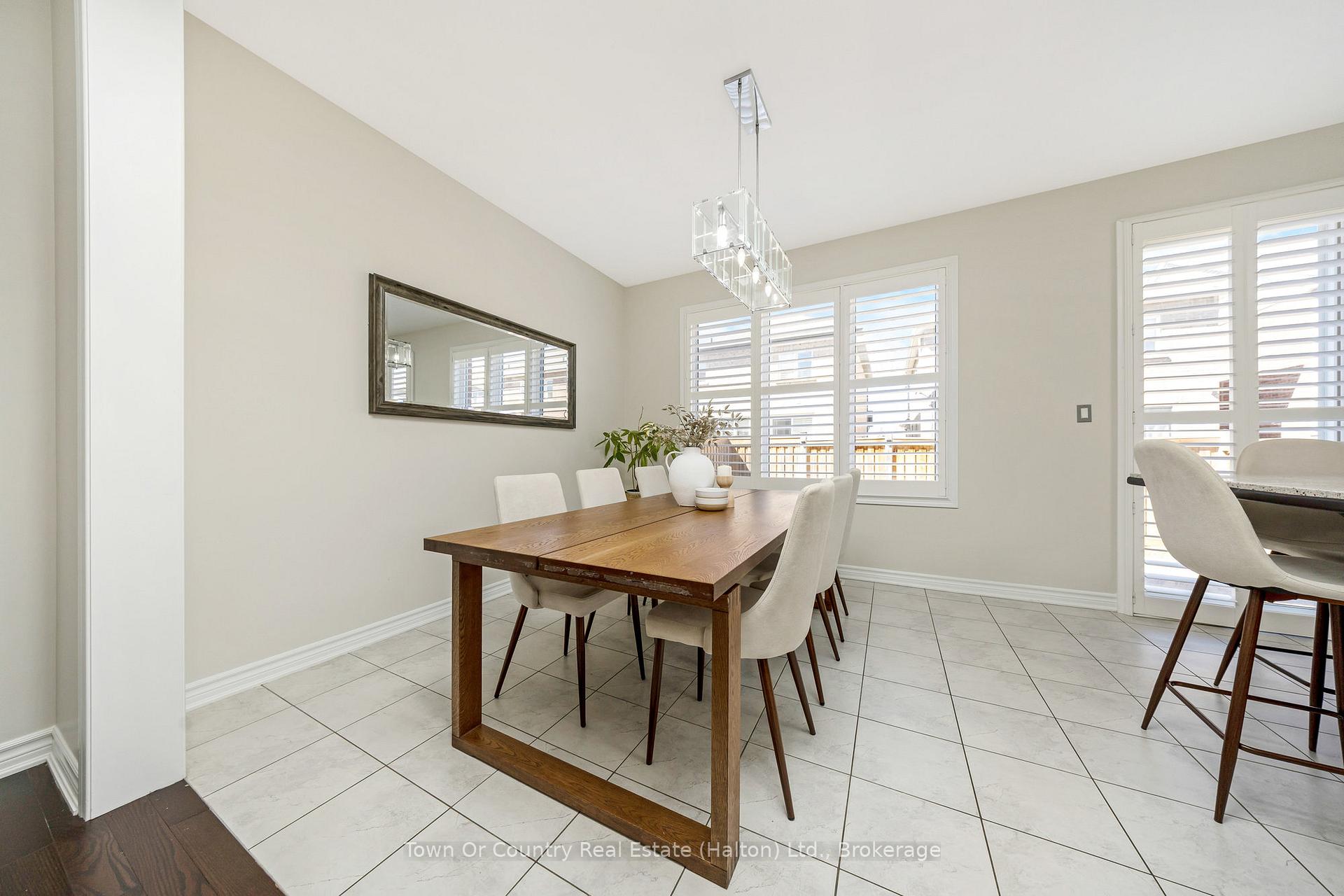 Photo 10 of 643 Hepburn Road, Milton, Coates — HOMEH