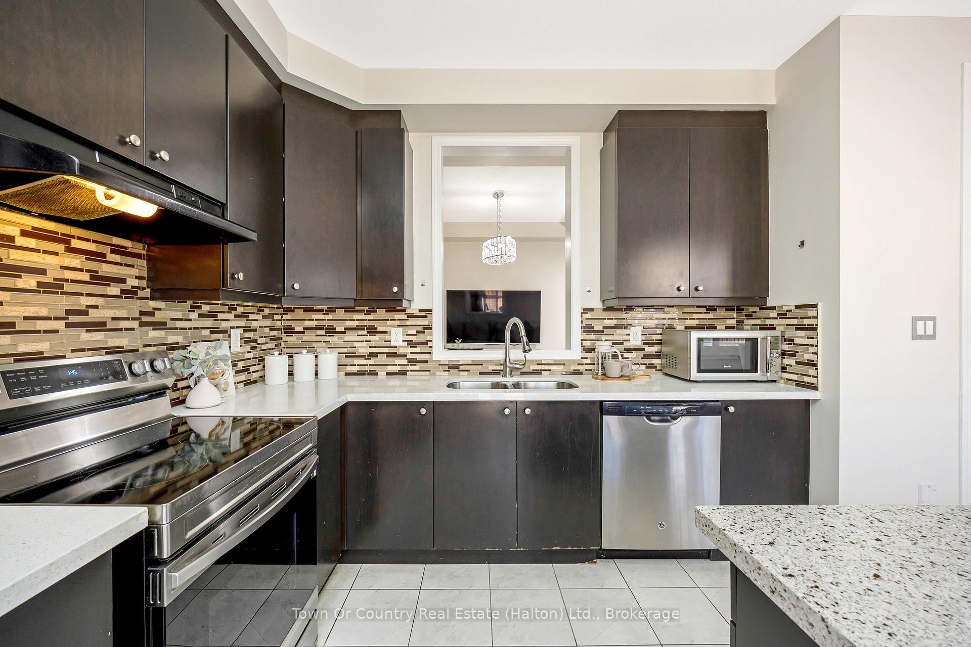 Photo 15 of 643 Hepburn Road, Milton, Coates — HOMEH