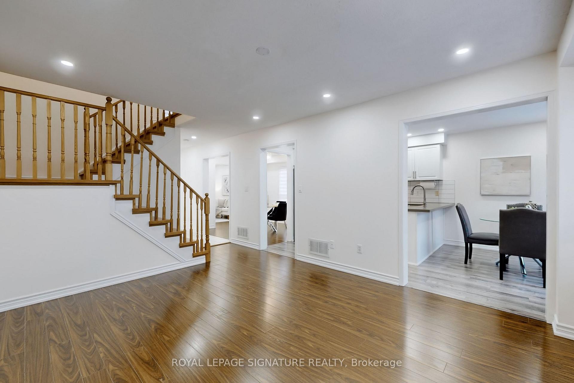 Photo 11 of 451 Compton Crescent, Oshawa, Centennial — HOMEH