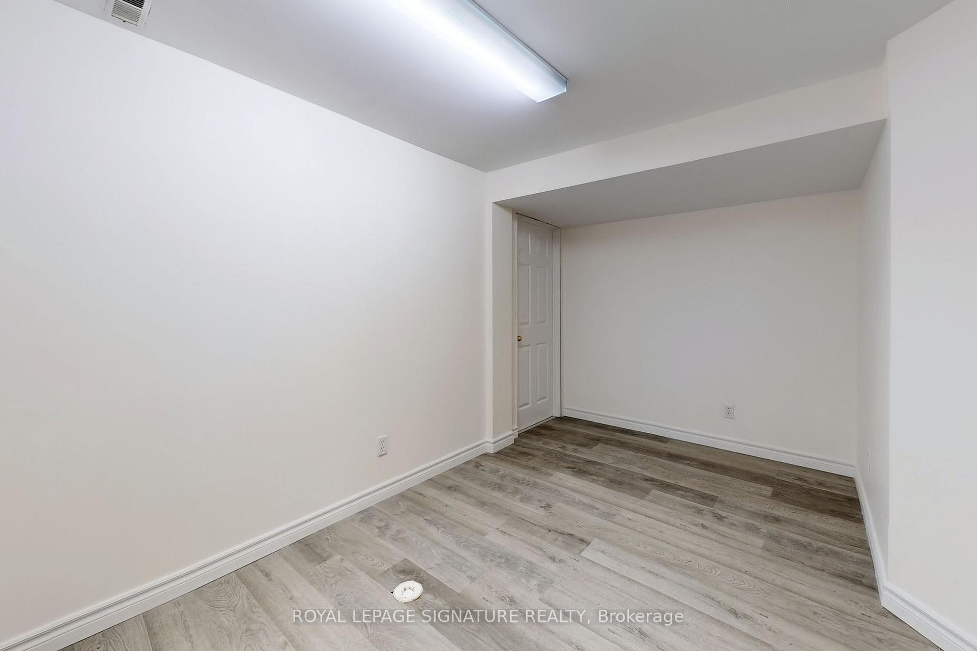 Photo 32 of 451 Compton Crescent, Oshawa, Centennial — HOMEH