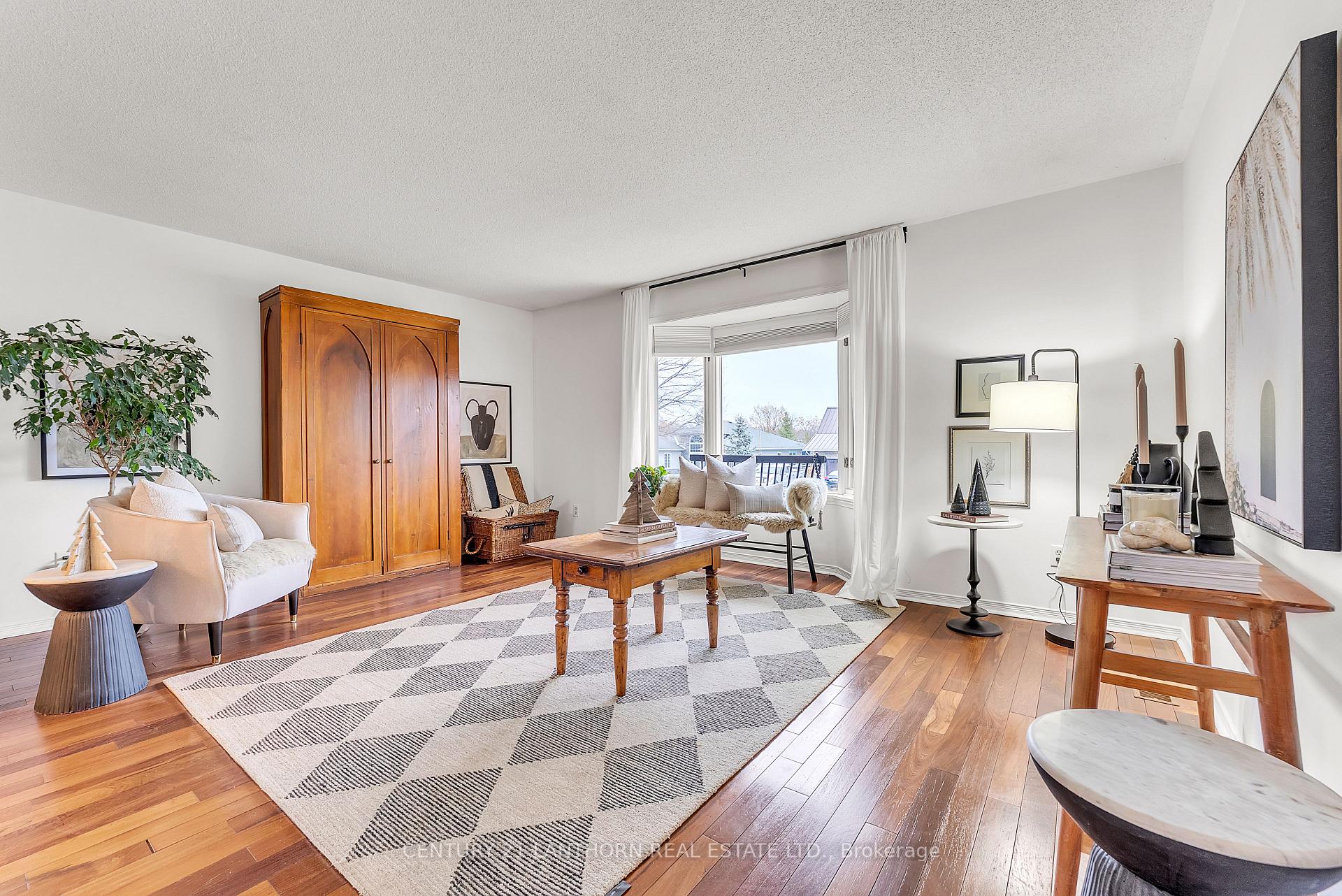 Photo 5 of 31 First Avenue, Prince Edward County, Wellington Ward — HOMEH