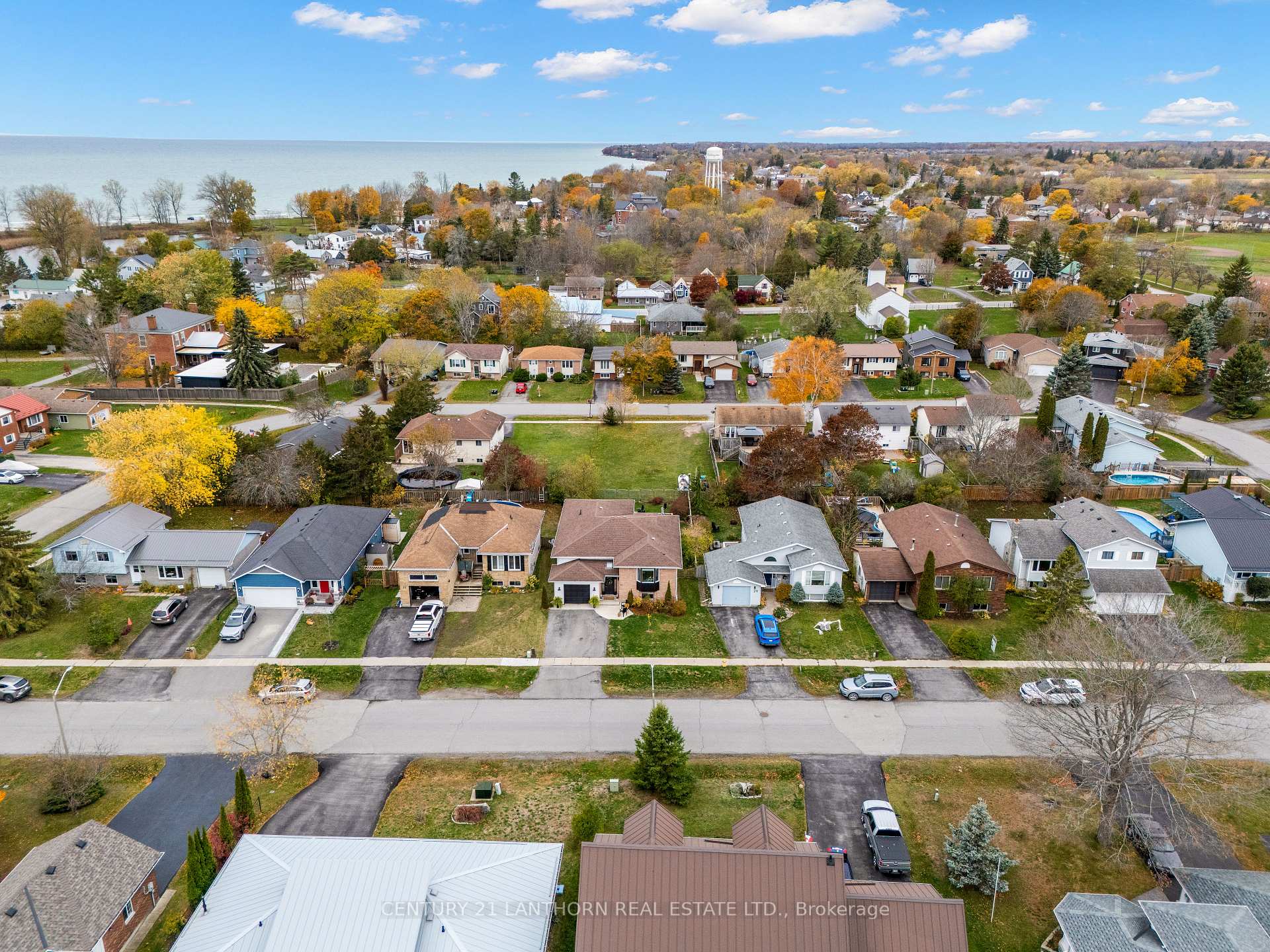 Photo 29 of 31 First Avenue, Prince Edward County, Wellington Ward — HOMEH