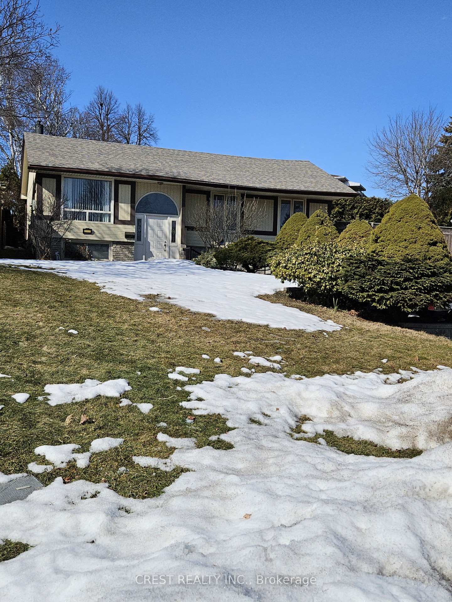 Front of 441 Crestwood Drive