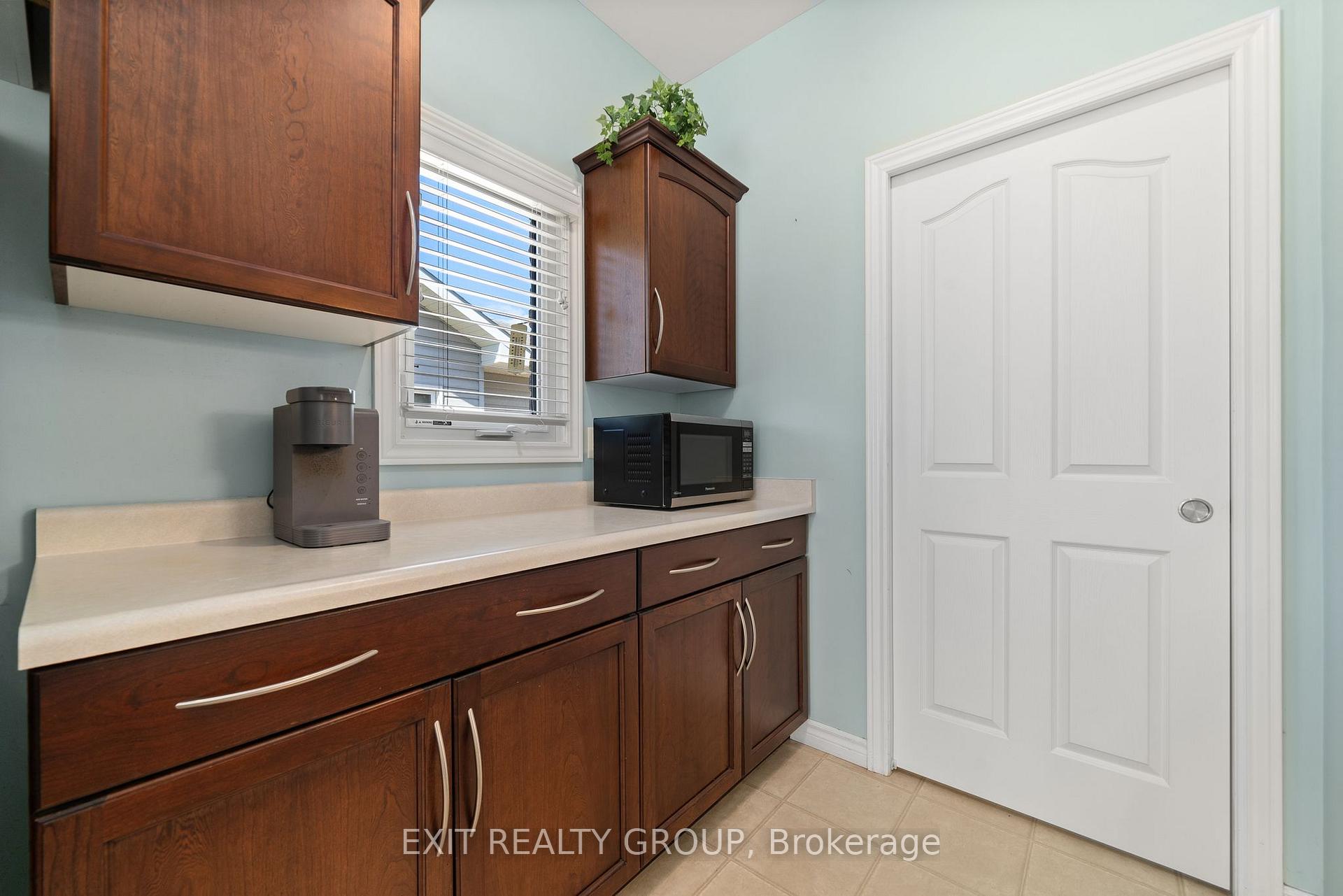 Photo 12 of 38 Aletha Drive, Prince Edward County, Wellington Ward — HOMEH