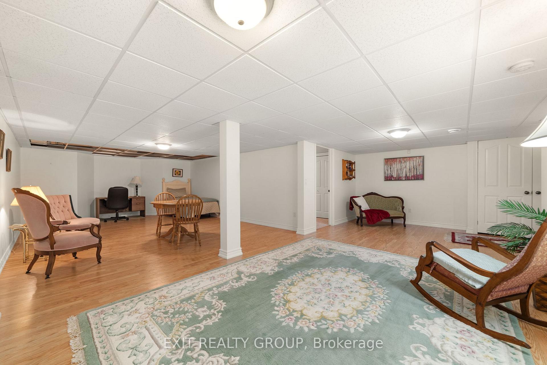 Photo 32 of 38 Aletha Drive, Prince Edward County, Wellington Ward — HOMEH
