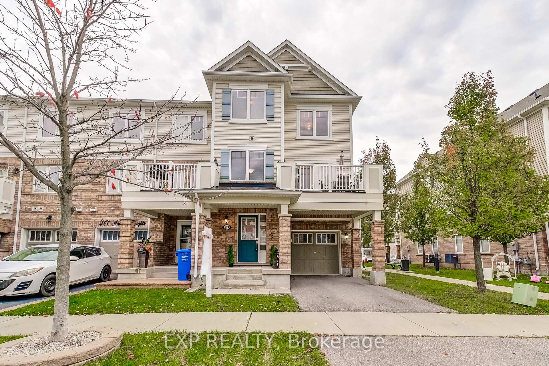 Front of 979 Nadalin Heights