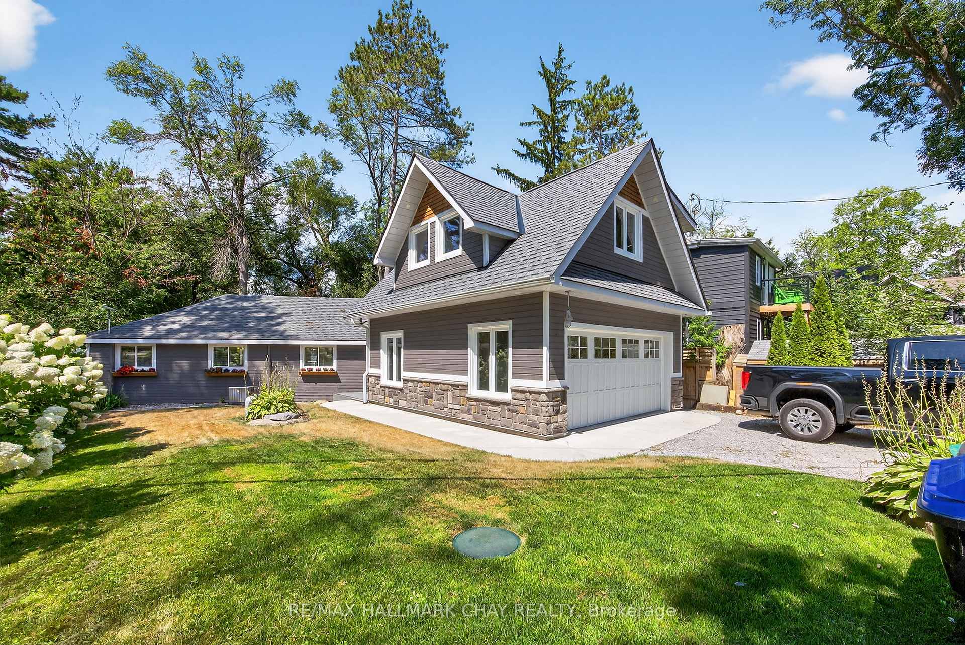 Photo 2 of 7092 Beach Drive, Ramara, Rural Ramara — HOMEH