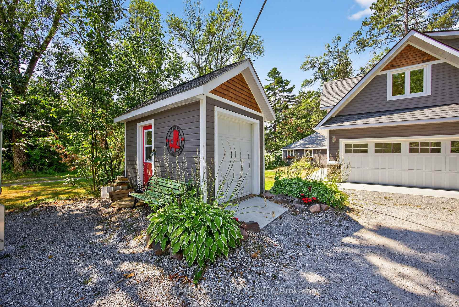 Photo 10 of 7092 Beach Drive, Ramara, Rural Ramara — HOMEH