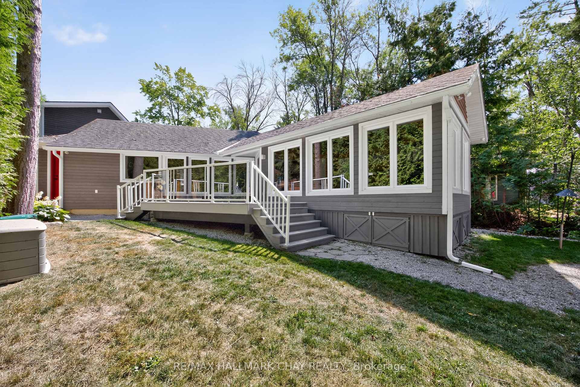 Photo 13 of 7092 Beach Drive, Ramara, Rural Ramara — HOMEH