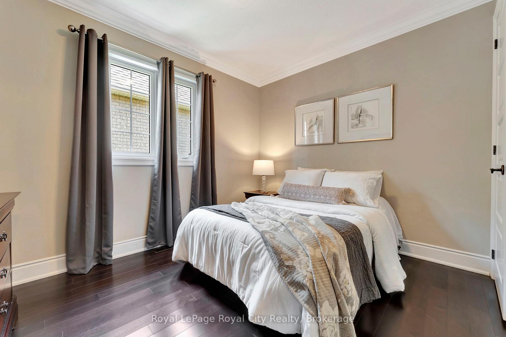 Photo 27 of 114 Aberfoyle Mill Crescent, Puslinch, Aberfoyle — HOMEH