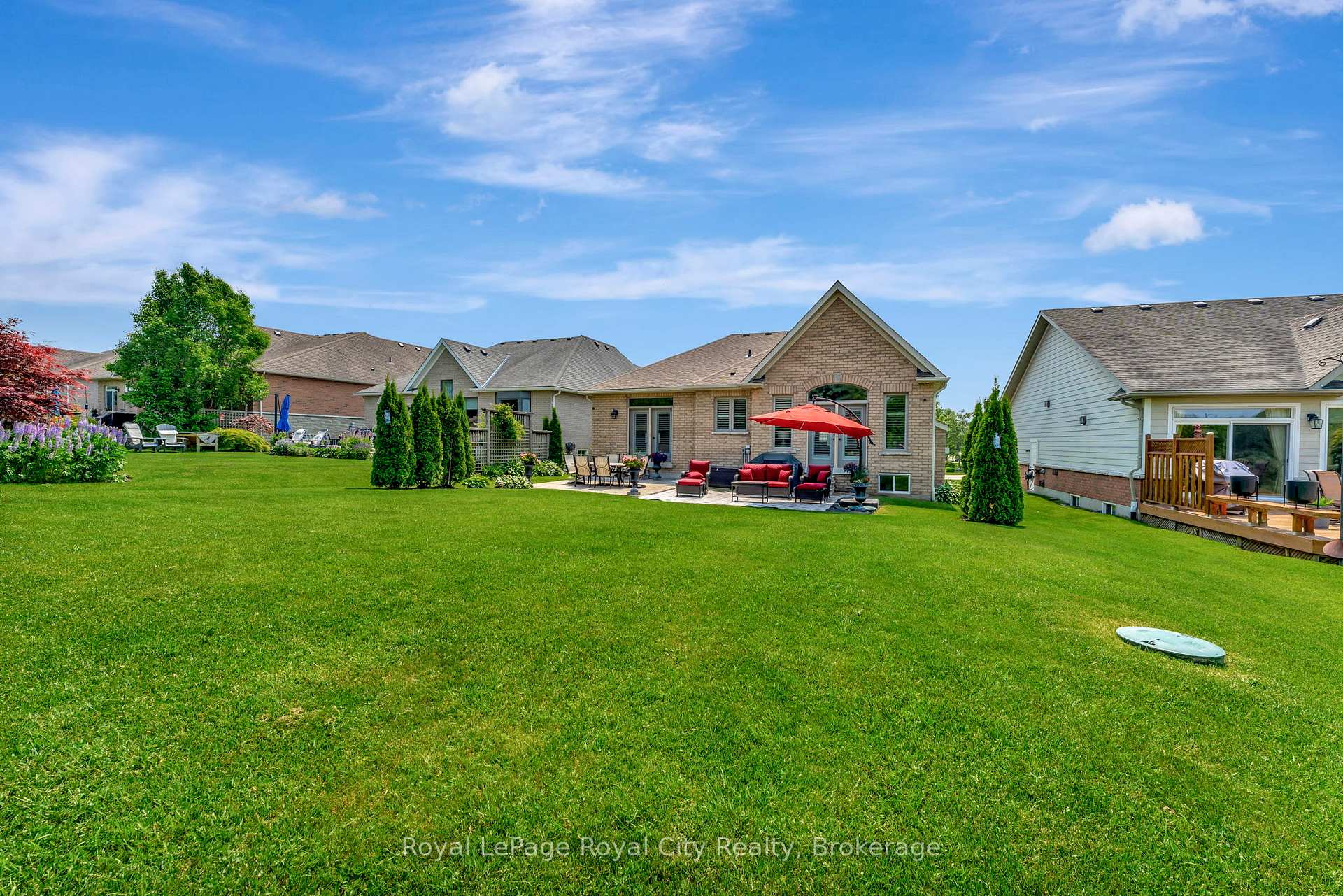 Photo 37 of 114 Aberfoyle Mill Crescent, Puslinch, Aberfoyle — HOMEH