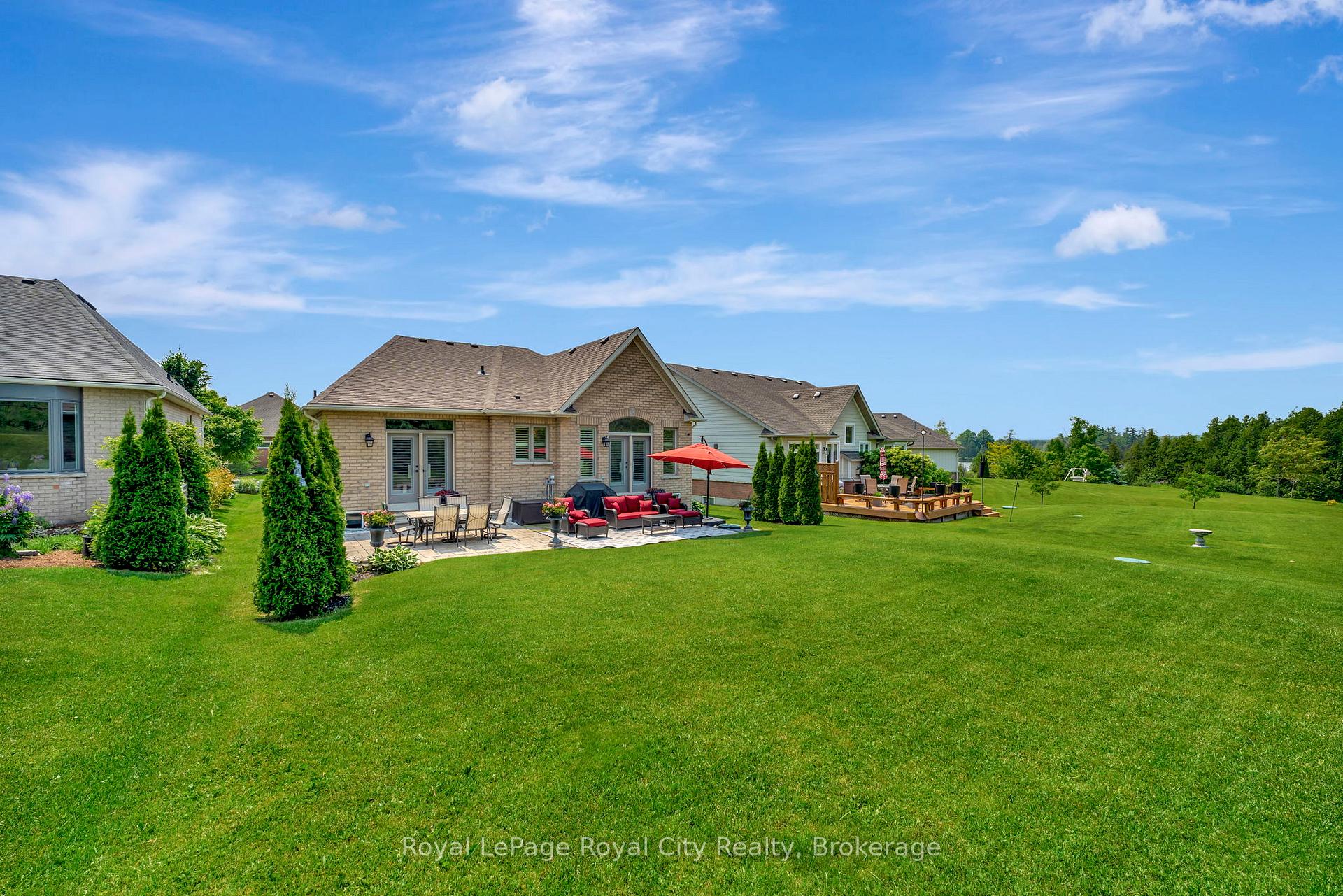 Photo 38 of 114 Aberfoyle Mill Crescent, Puslinch, Aberfoyle — HOMEH