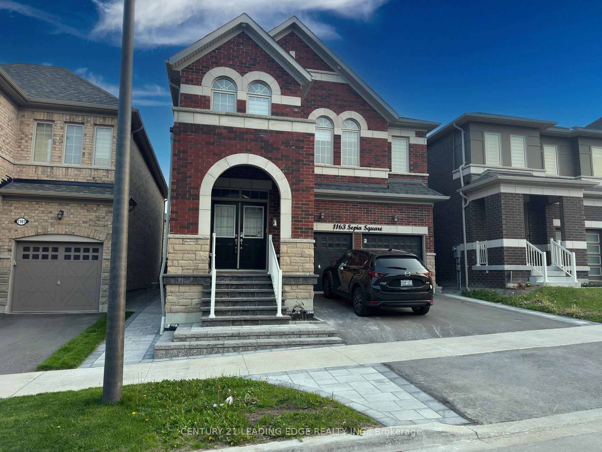 Photo 1 of 1163 Sepia Square, Pickering, Rural Pickering — HOMEH
