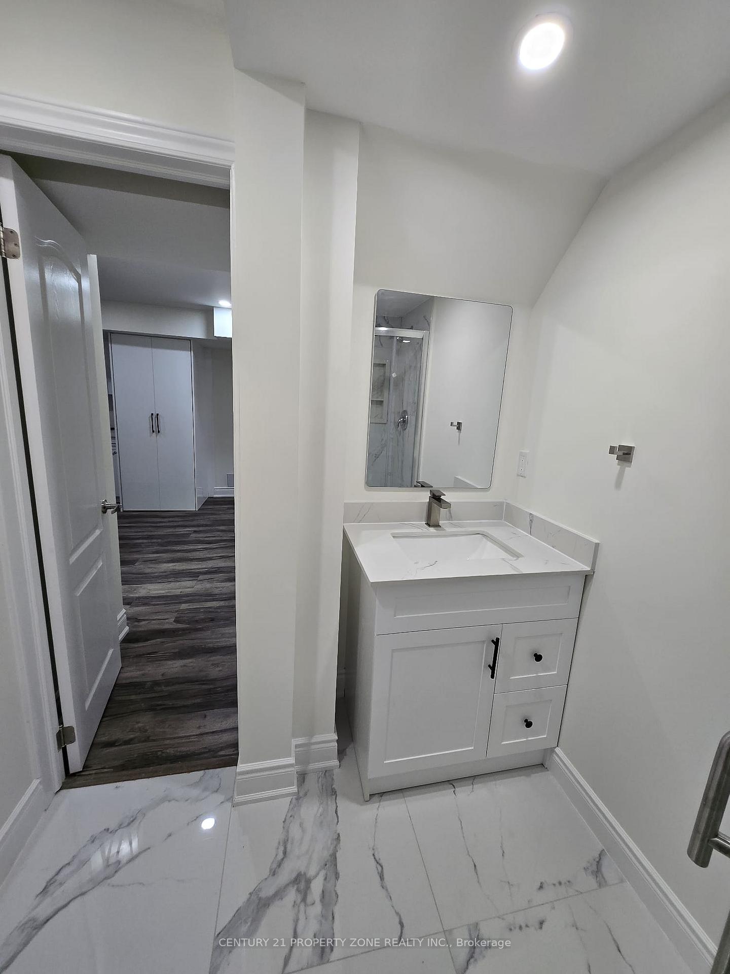 Photo 10 of 962 Penson Crescent, Milton, Coates — HOMEH
