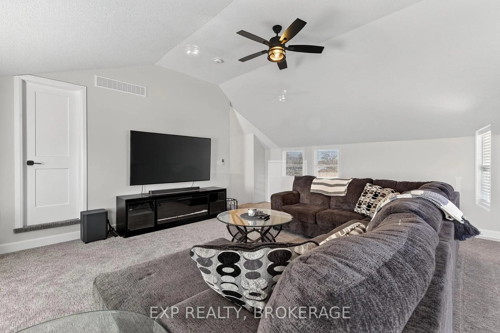 Photo 32 of 2516 County 15 Road, Prince Edward County, Sophiasburg Ward — HOMEH