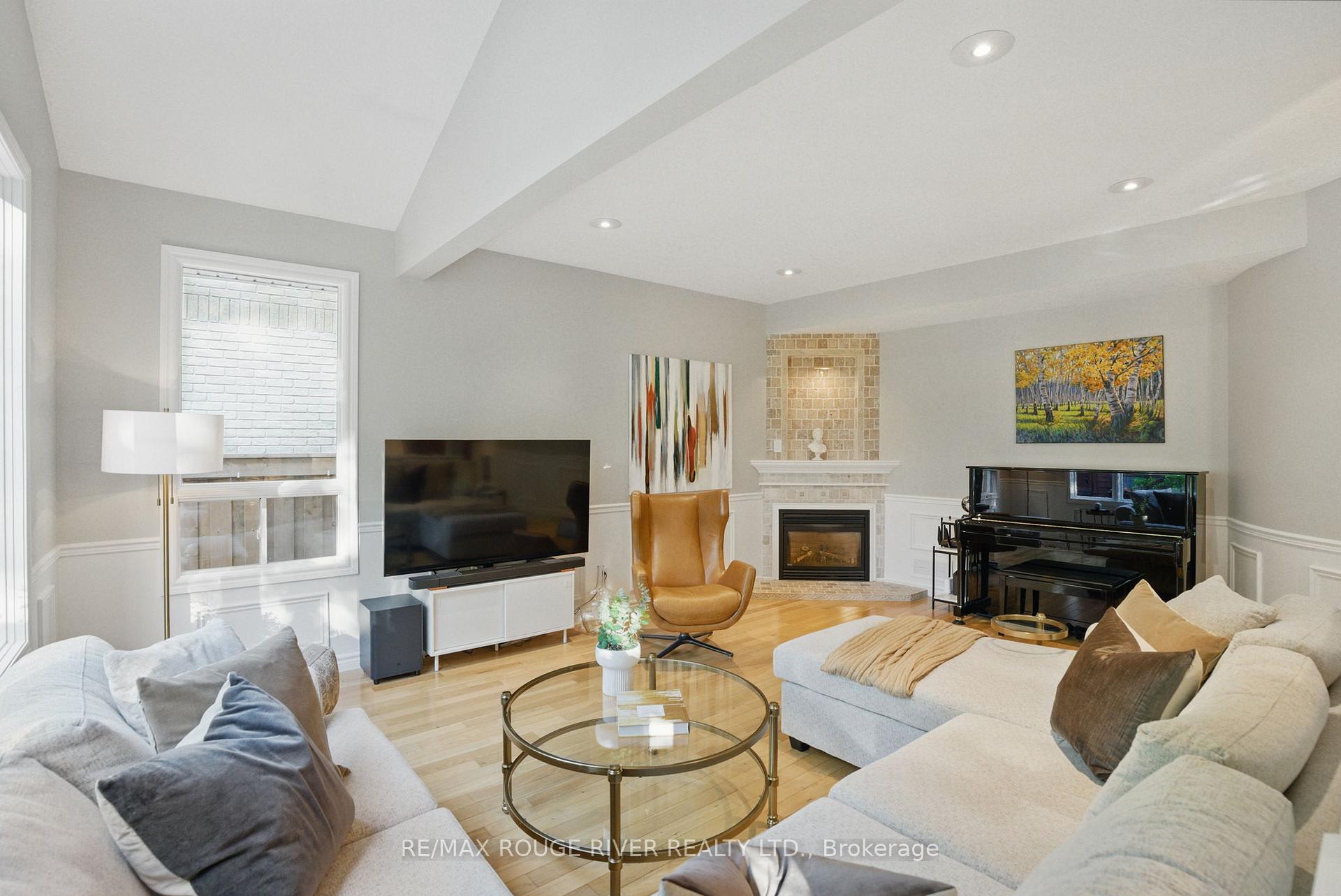 Photo 15 of 476 Britannia Avenue E, Oshawa, Kedron — HOMEH