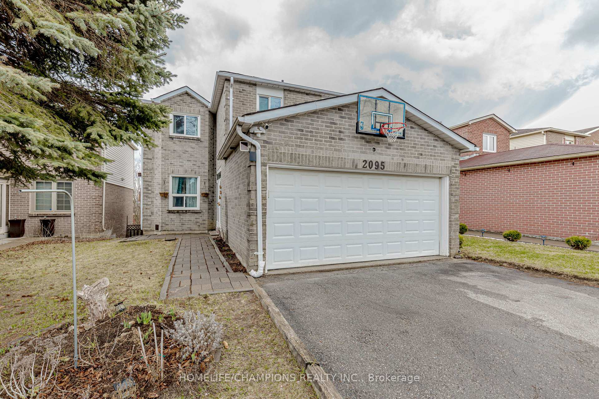 Front of 2095 Duberry Drive
